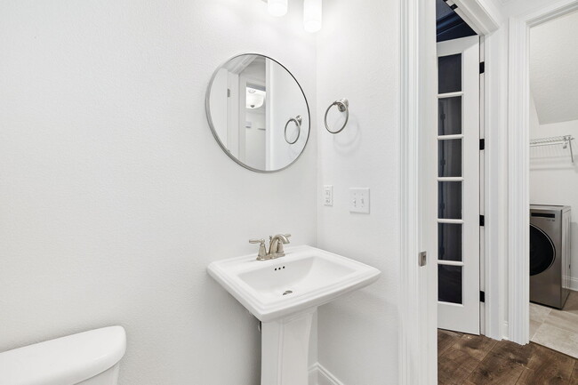 Photo - 65 Laurel Oaks Dr House