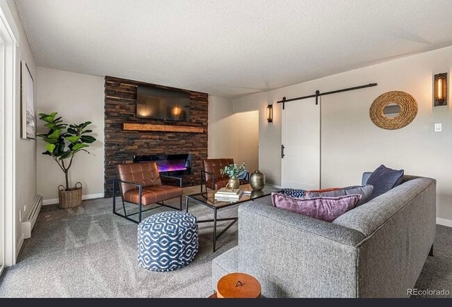 2120 S Vaughn Way