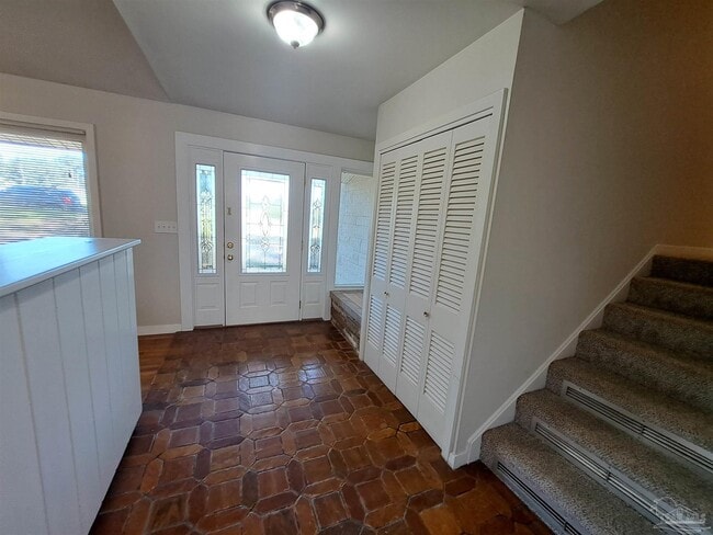 Photo - 8598 Meadowbrook Dr