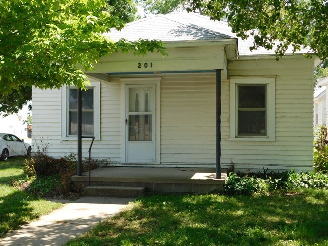Photo - 201 W Olive Ave House