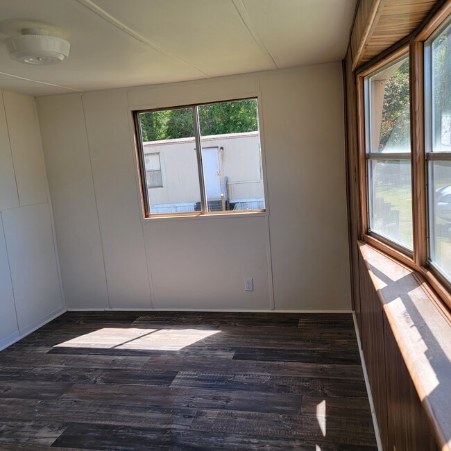 Photo - 8582 Rye Patch Rd