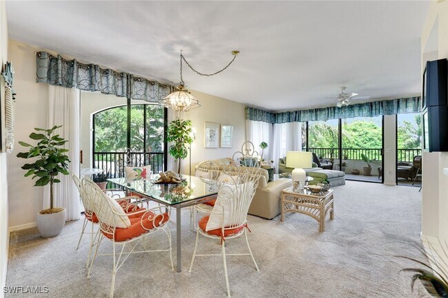 Photo - 6510 Valen Way Unidad #205