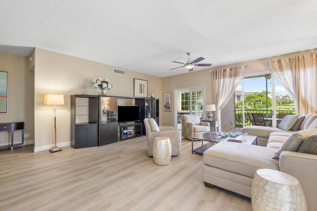 Photo - 5070 Lake Catalina Dr Unit C