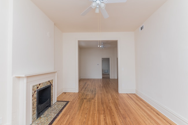 Photo - 1401 W Huron St Unit 4