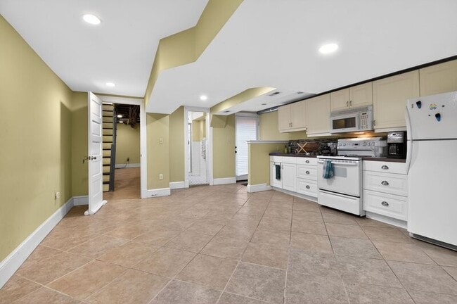 Photo - 1319 Massachusetts Ave SE