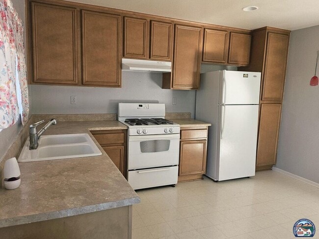 Photo - 1481 Rodeo Dr