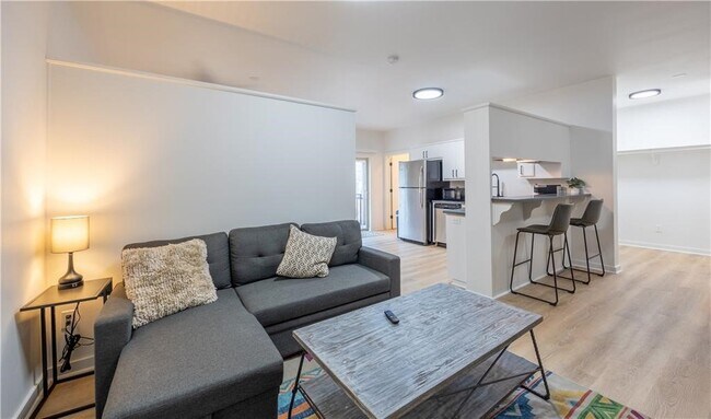 Photo - 302 SW 6th St Unit 22