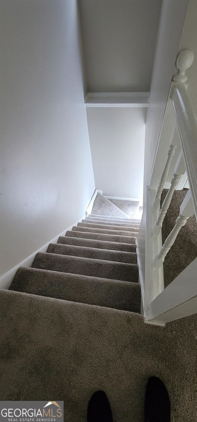 Photo - 2085 Lenoa Ln