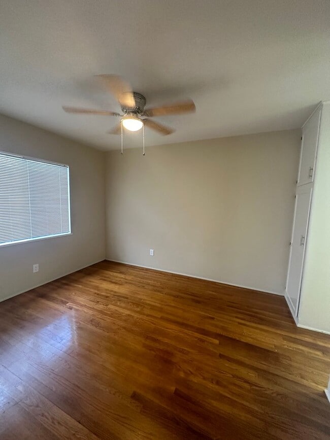 Photo - 12305OC Unidad 12309