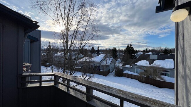 Photo - Spacious 2 Bedroom Condo in Eastridge! Car...