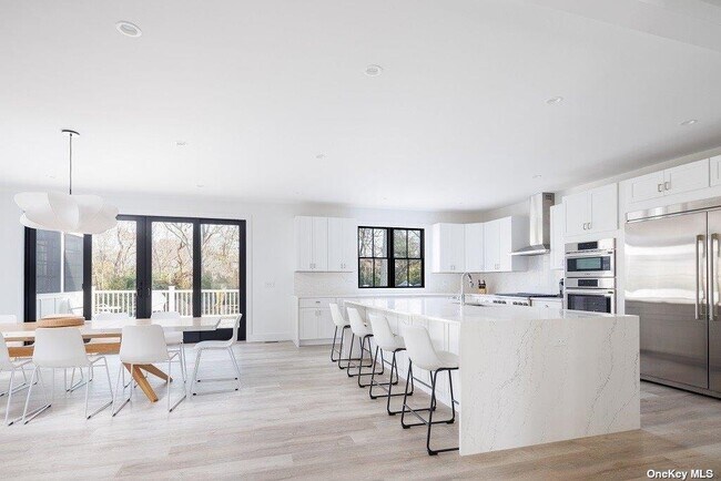 Photo - 650 Pine Ave