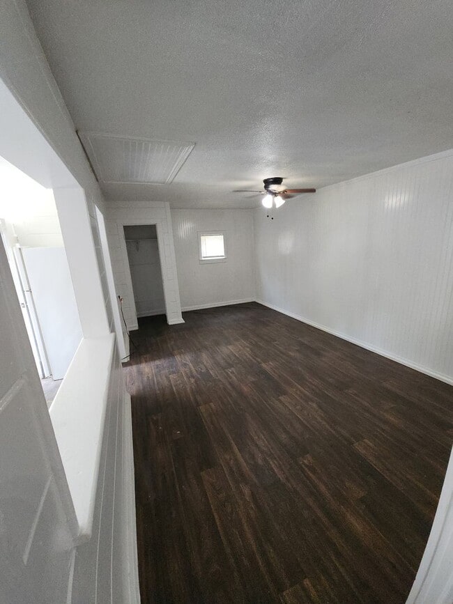 Building Photo - 1408 W Morton St Unit 1408 W Morton Street #102 Rental
