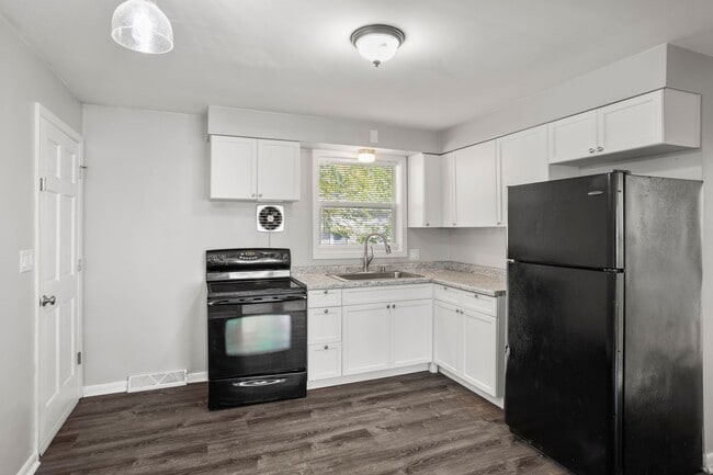 Photo - 120 Gruenwald Ave Unit 120