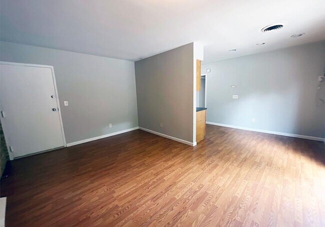 Photo - 545 Lowell Ave Unit 545-09