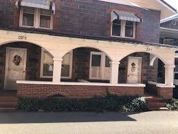 Building Photo - Wolford Unit A