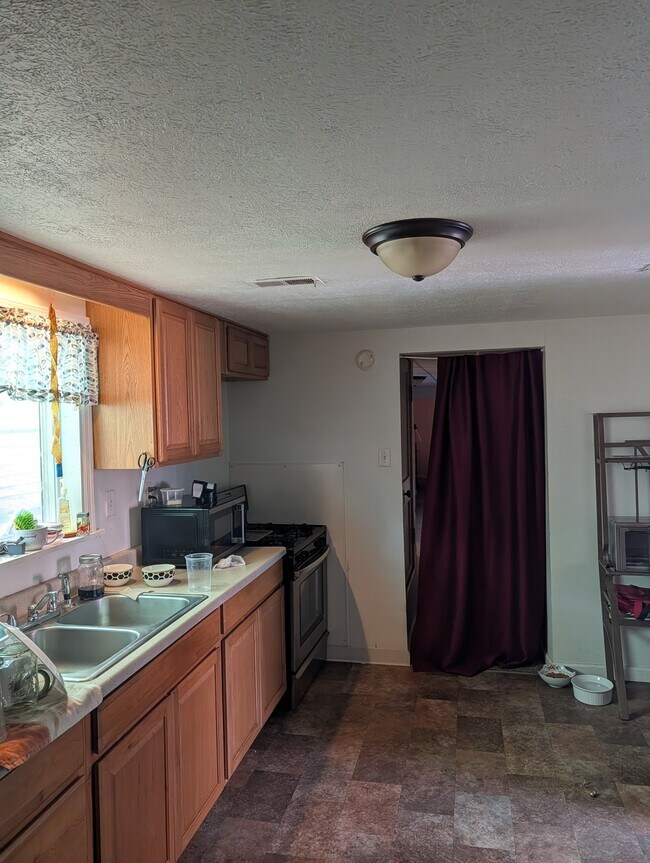 Photo - 402 Indiana Ave Unit B