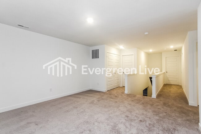 Photo - 941 Penrose Pl