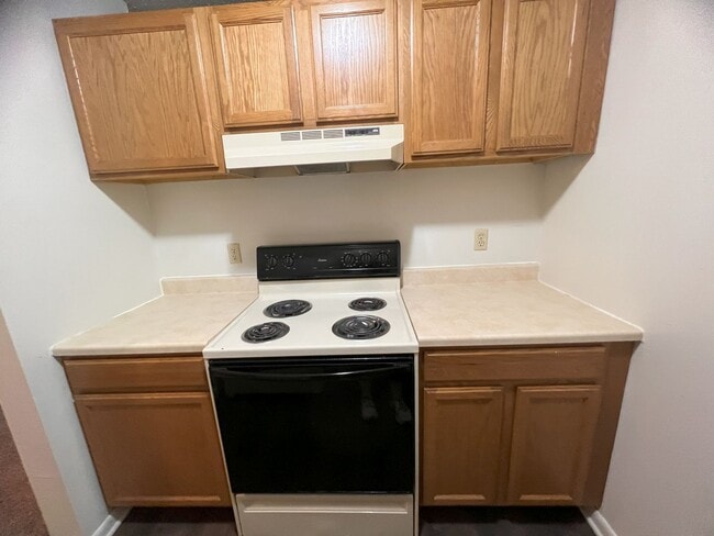 Photo - 1 Bedroom 1 Bath Balcony Apartment Available Unit 1819-A5