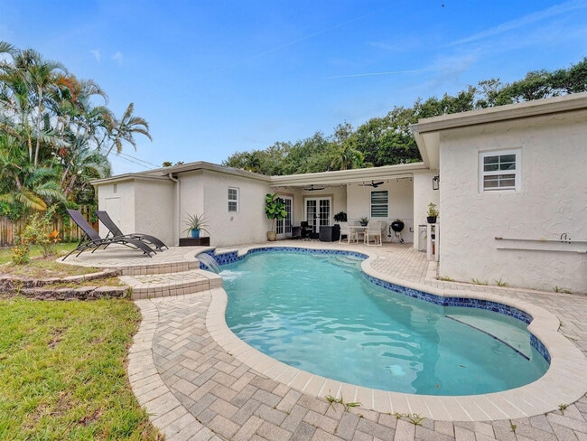 Photo - 4960 SW 89th Ave