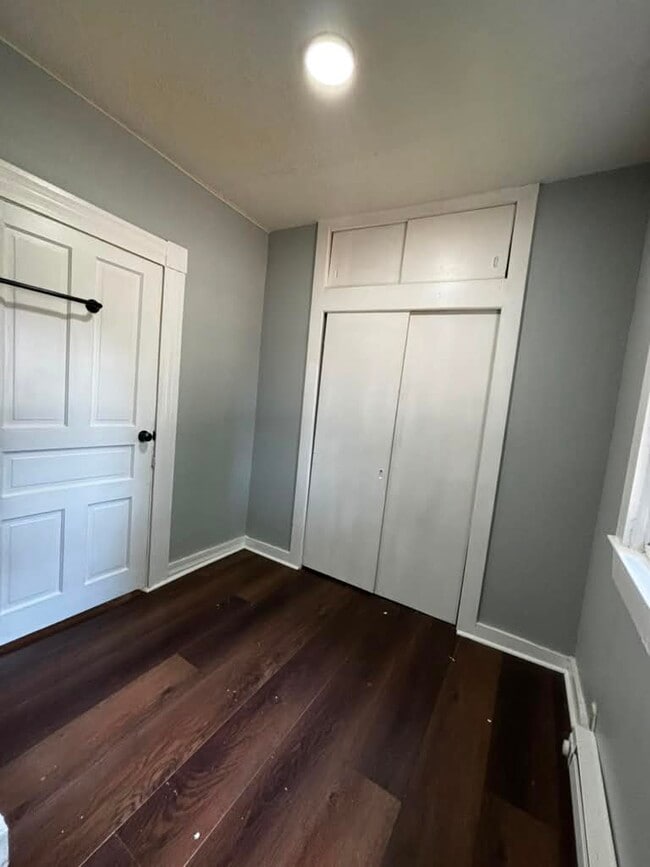 332 W Main St Unit 2