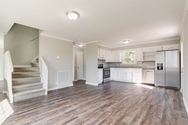 Photo - 1311 Mini Ct N