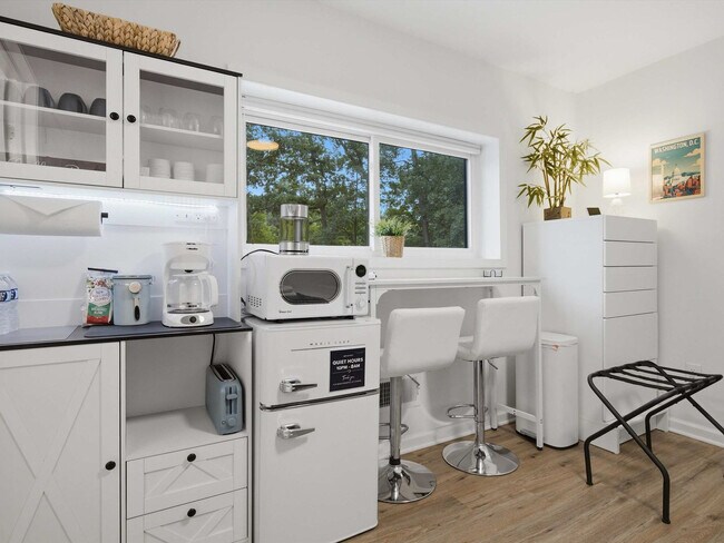 8341 Rolling Rd Unit SI ID1620558P