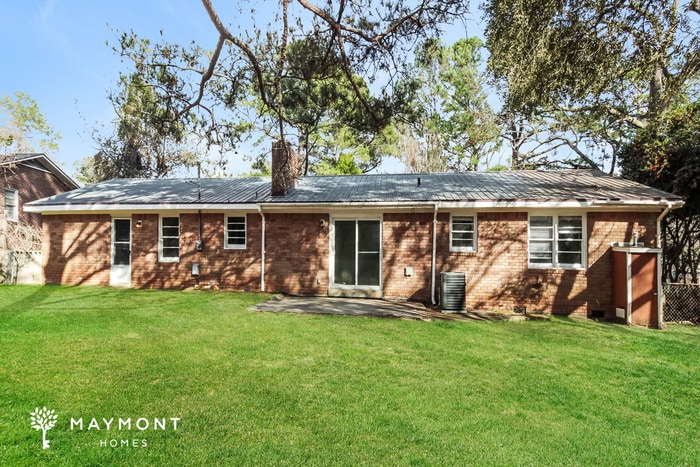 Photo - 1132 Shirlington Rd