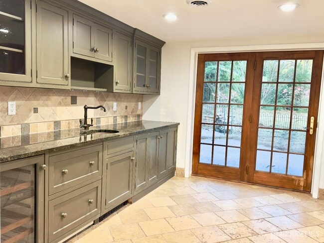 Photo - 1 High Acres Dr