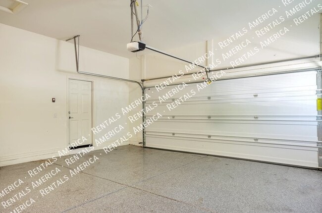 Photo - 9845 N Buzzing Bee Trail