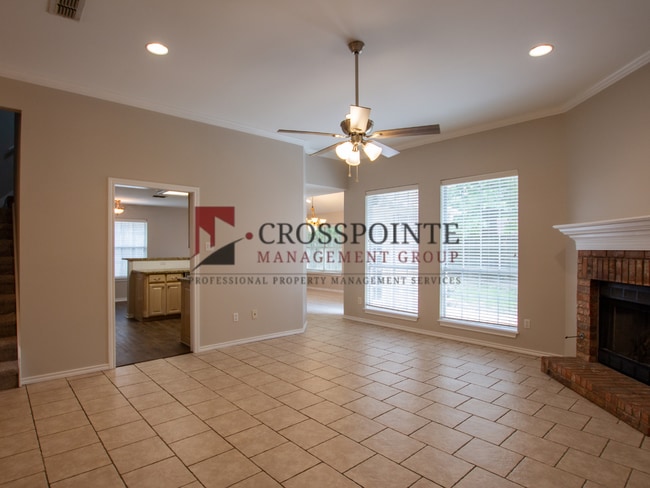 5716 Bostick Dr