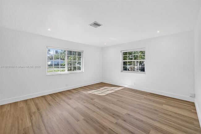 Photo - 11301 NW 39th St Unit W