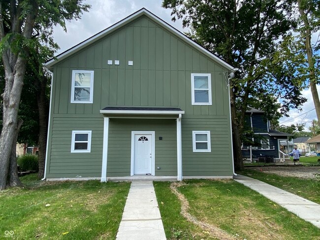 Building Photo - 2137 Bellefontaine St Unit D
