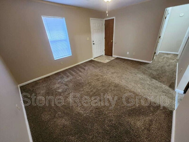Photo - 2478 E Clayton Dr
