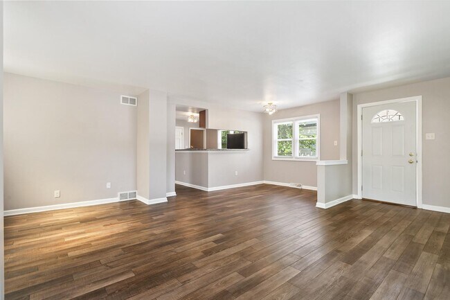 Photo - 5147 N 55th St