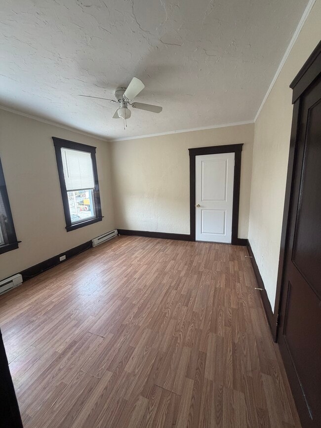 Photo - 162 Marshall St Unit 2