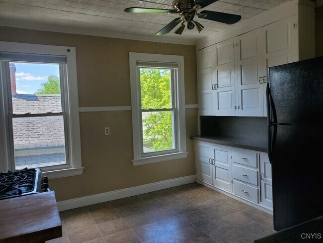 Photo - 243 Cleveland Ave