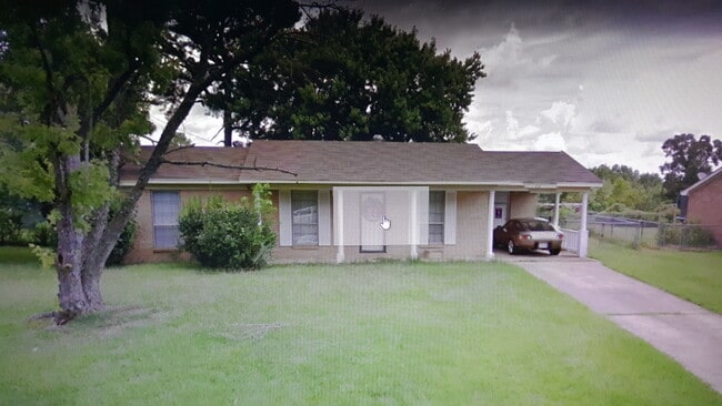 Building Photo - 418 Thacker Loop Rental