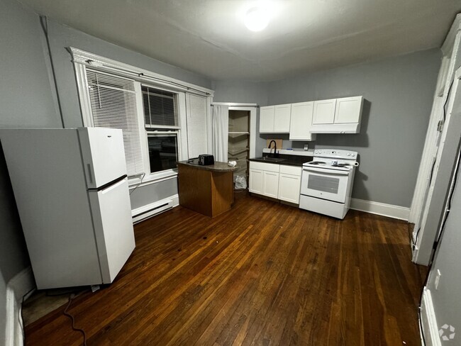 Building Photo - 884 Huntington Ave Unit 7 Rental