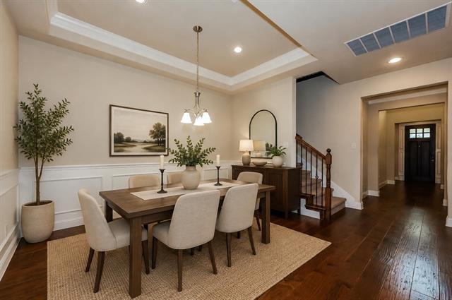 Photo - 2201 Petunia Ln