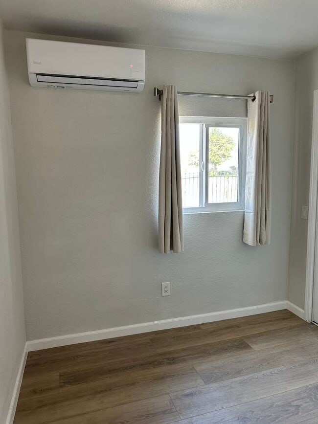Photo - 8861 Live Oak Ave