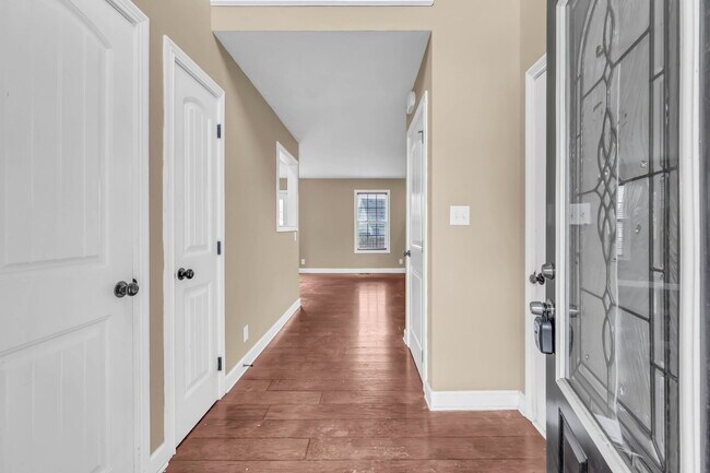 Photo - Wonderful 2-story home close to Ft. Campbell