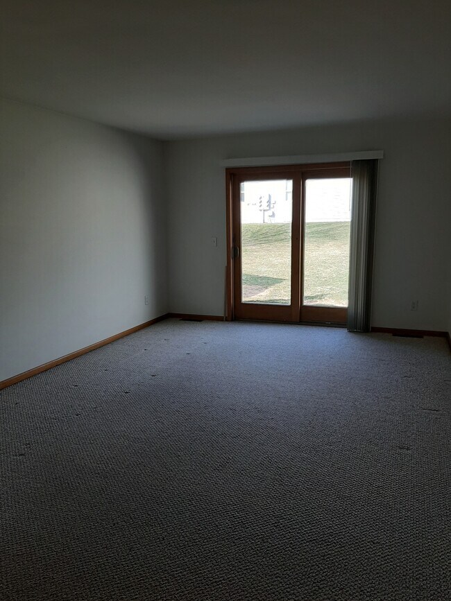 110 Maple Ct