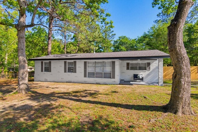 Photo - 1095 Texas Pkwy