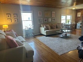 Photo - 10 City Point Ct