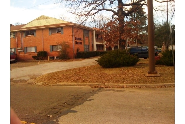 Photo - College Park Apartments