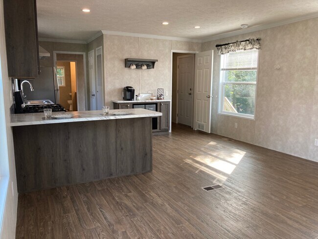 Photo - 2042 Marmoor Dr