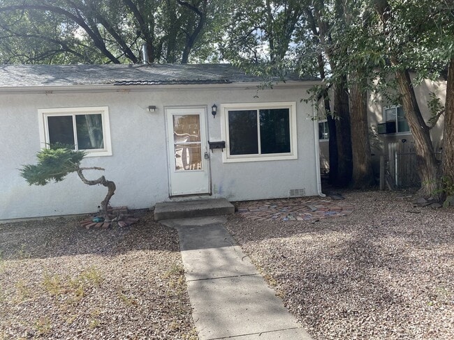 Building Photo - 2 bedroom duplex - Illinois