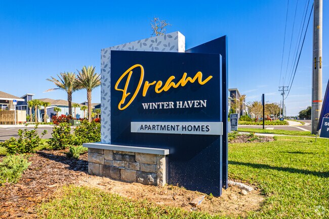 Signage - Dream Winter Haven