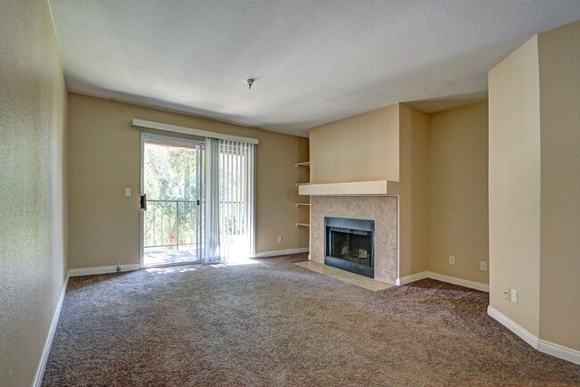 2750 S Durango Dr
