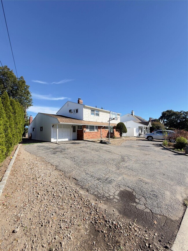 Photo - 39 Alpine Ln